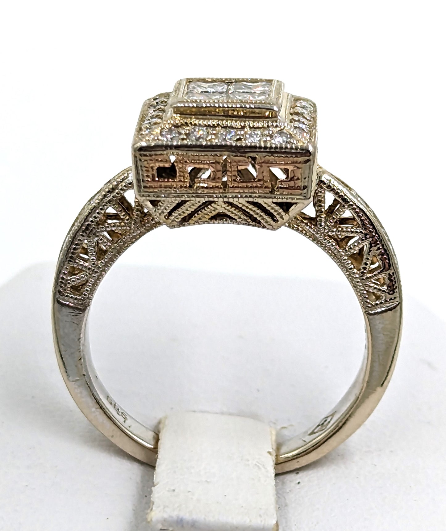 14Kt White Gold Ring with customed setting and diamonds