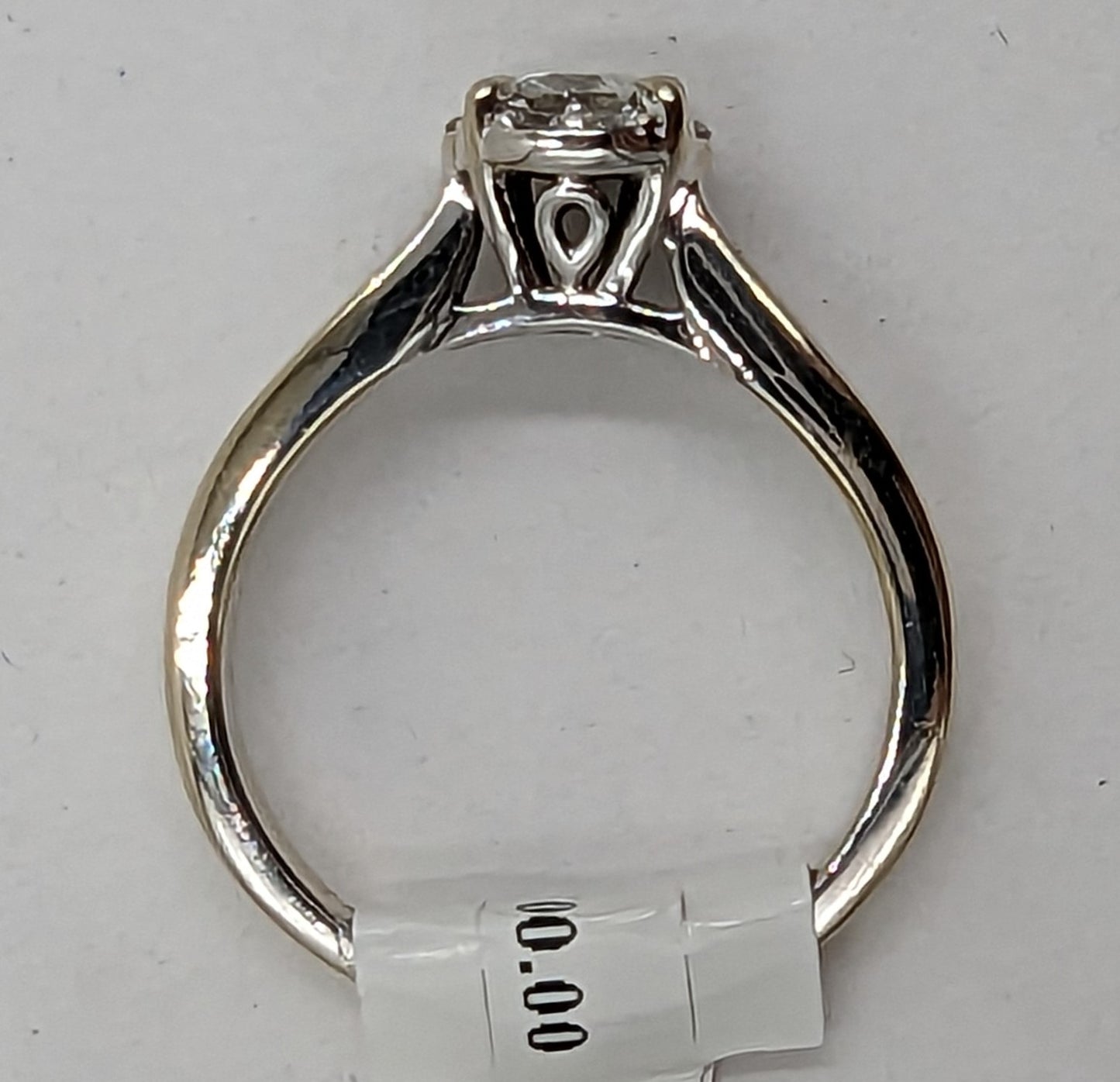 14Kt White Gold Ring