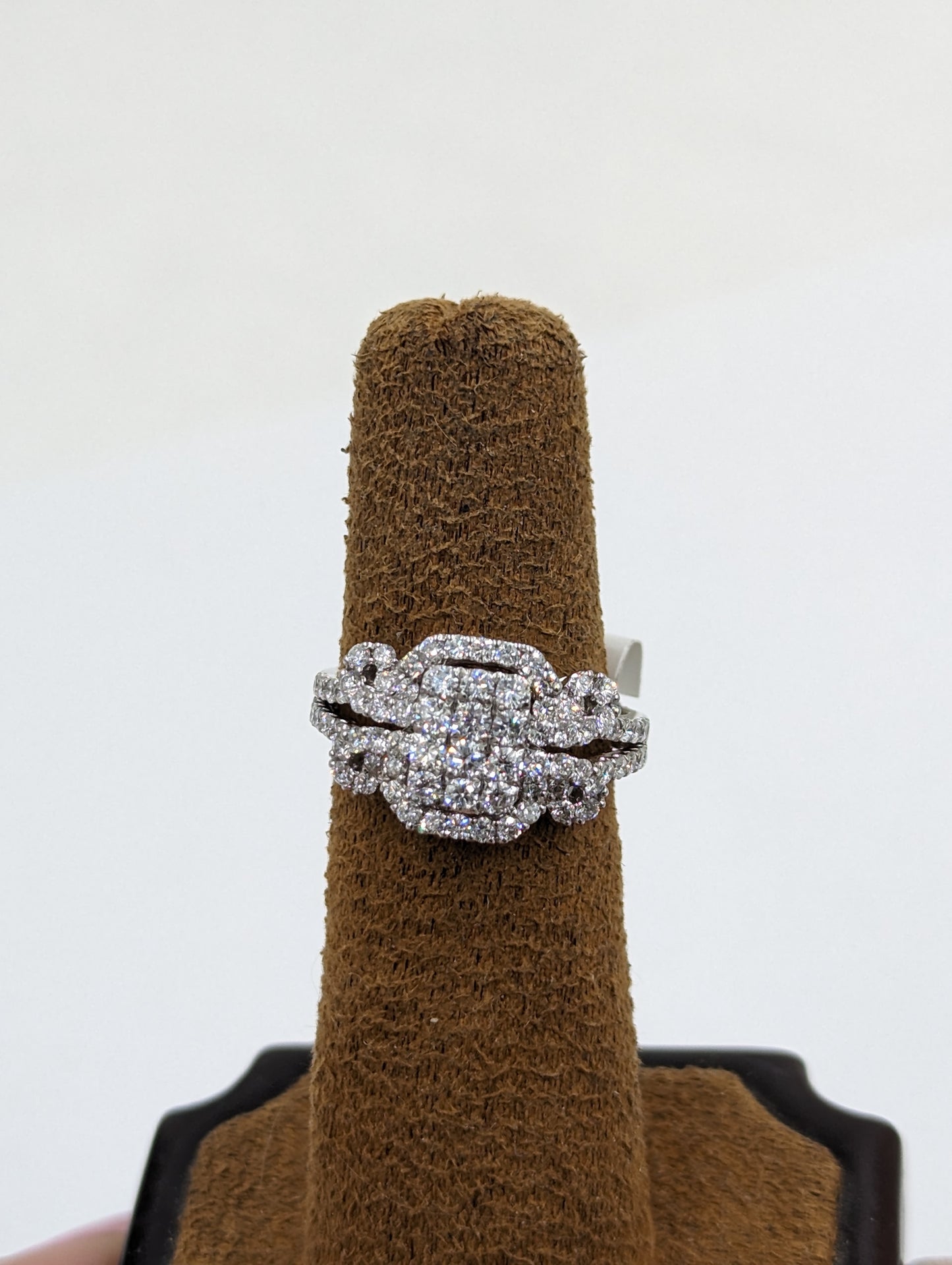 14Kt White Gold Engagement with diamonds