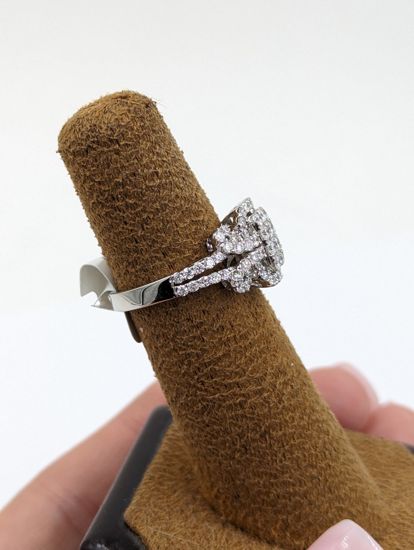 14Kt White Gold Engagement with diamonds